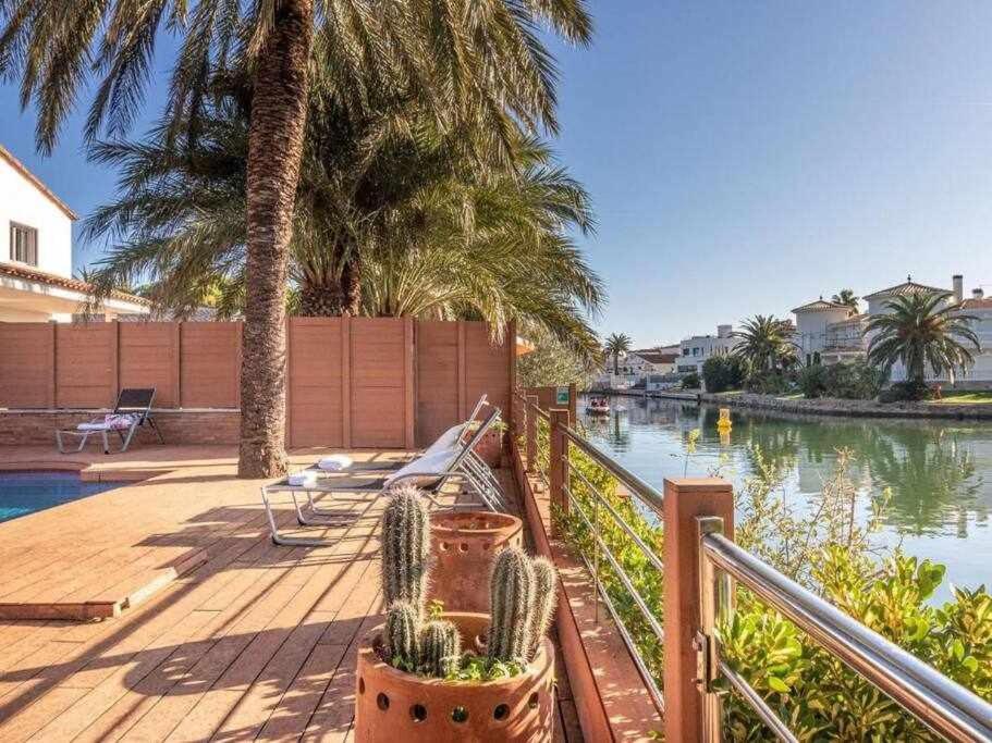 Villa Joouvacations Pani Empuriabrava